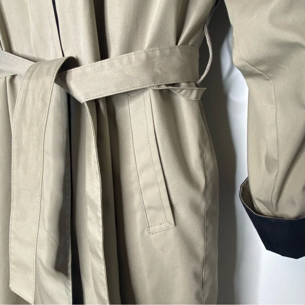 London Fog Vintage Classic Cream Tan Trench Coat
